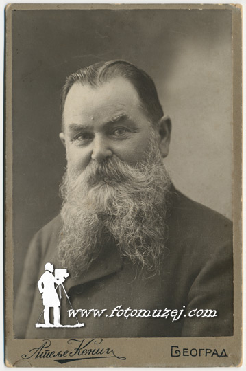 Muškarac sa bradom i brkovima (Atelje Kenig)