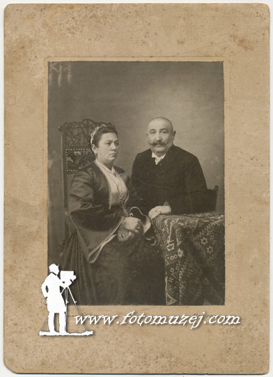 Stariji bračni par (Atelje Kenig)