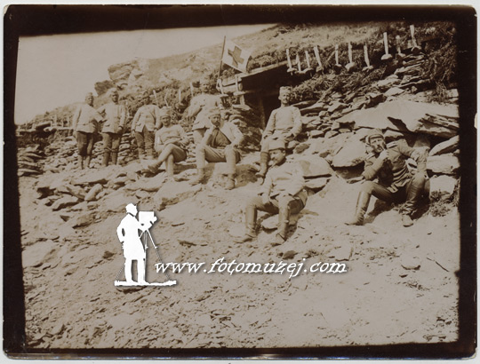 Bataljonsko previjalište, kota 1900 (autor Nikola Matejić)