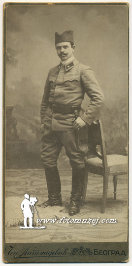Trgovac Dušan Pešić u vojnoj uniformi (autor Čedomir Antonijević)