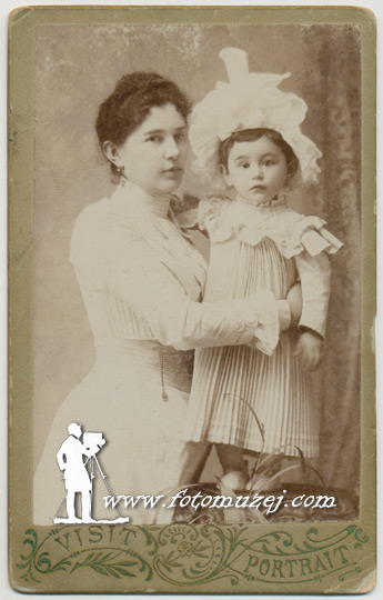 Majka i ćerka (autor Mihailo Mihajlović)