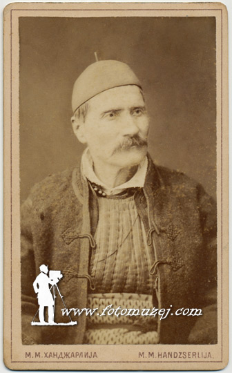 Muškarac u narodnom odelu (autor Mihailo Mihajlović)