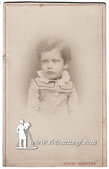Dečak sa čipkanom kragnom (autor Panta Hristić)