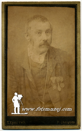 Gospodin sa ordenjem (autor Panta Hristić)