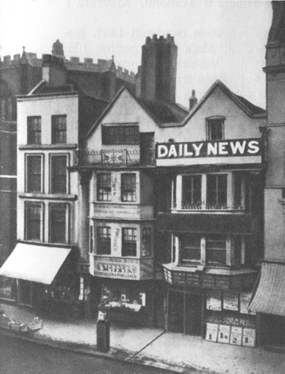Sediste „daily news”, koga je osnovao charles dickens, u fleet stritu. kratko vreme pre rušenja