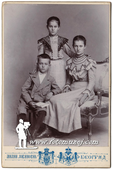 Milena, Desa i Boža (autor Milan Jovanović)
