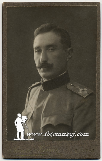 Oficir Antić (Atelje Kenig)