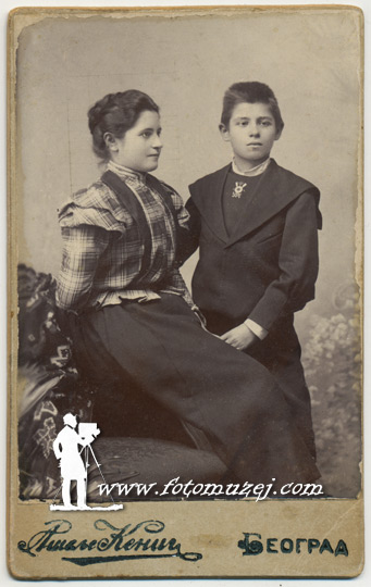 Majka sa sinom (Atelje Kenig)