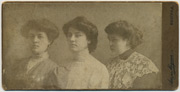 Tri dame
