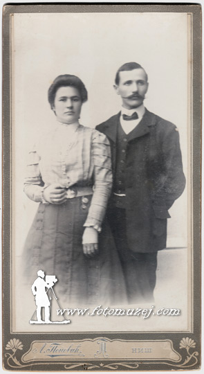 Bračni par (autor L. Popović)