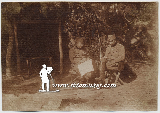 Oficiri u logoru, Kotašica april 1915. godine (autor Momir Alkalaj)