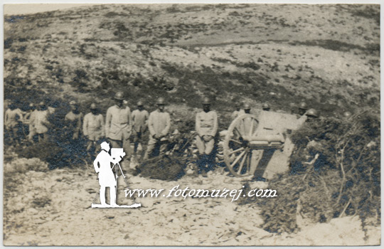 Poljska baterija na pložaju Gorničevo, 1916.g. (autor V. Vuković)