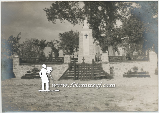 Timočko groblje u Slatini, 1917.g. (autor V. Vuković)