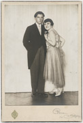 Fotograf:  Ronai, iz perioda (1928-1930)