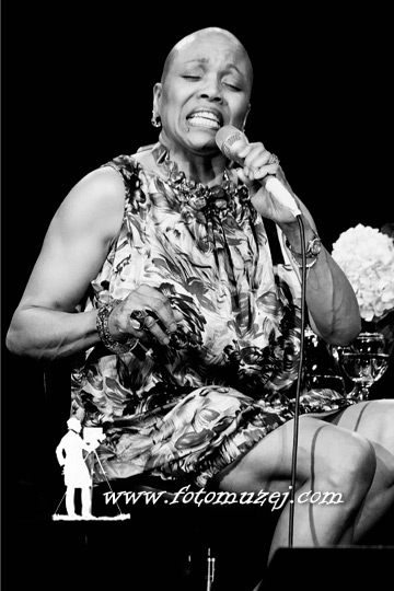 Dee Dee Bridgewater (autor Zoran  Trtica)