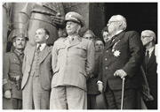 Poseta Josipa Broza Tita grobu Neznanog junaka na Avali 13.05.1945. 06