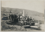 Osvećenje spomenika poginulim vojnicima prilikom prelaza Crne reke, u selu Dobroveni 1918. 02