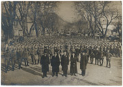 Članovi Jugoslovenskog odbora u Bizerti sa bataljonom Jugoslovena, 1917. godine