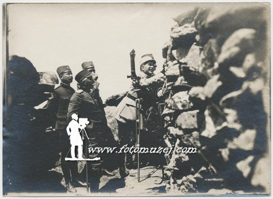 Francuski general Šarti u rovovima Moravske divizije (autor Milan Vukašinović)