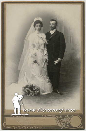 Mladenci (autor Ivan Živković)
